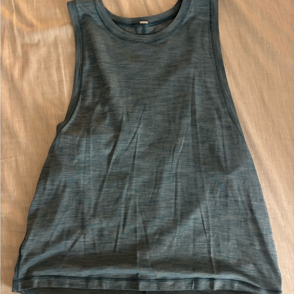 2 lululemon workout tank tops - Picture 4 of 5